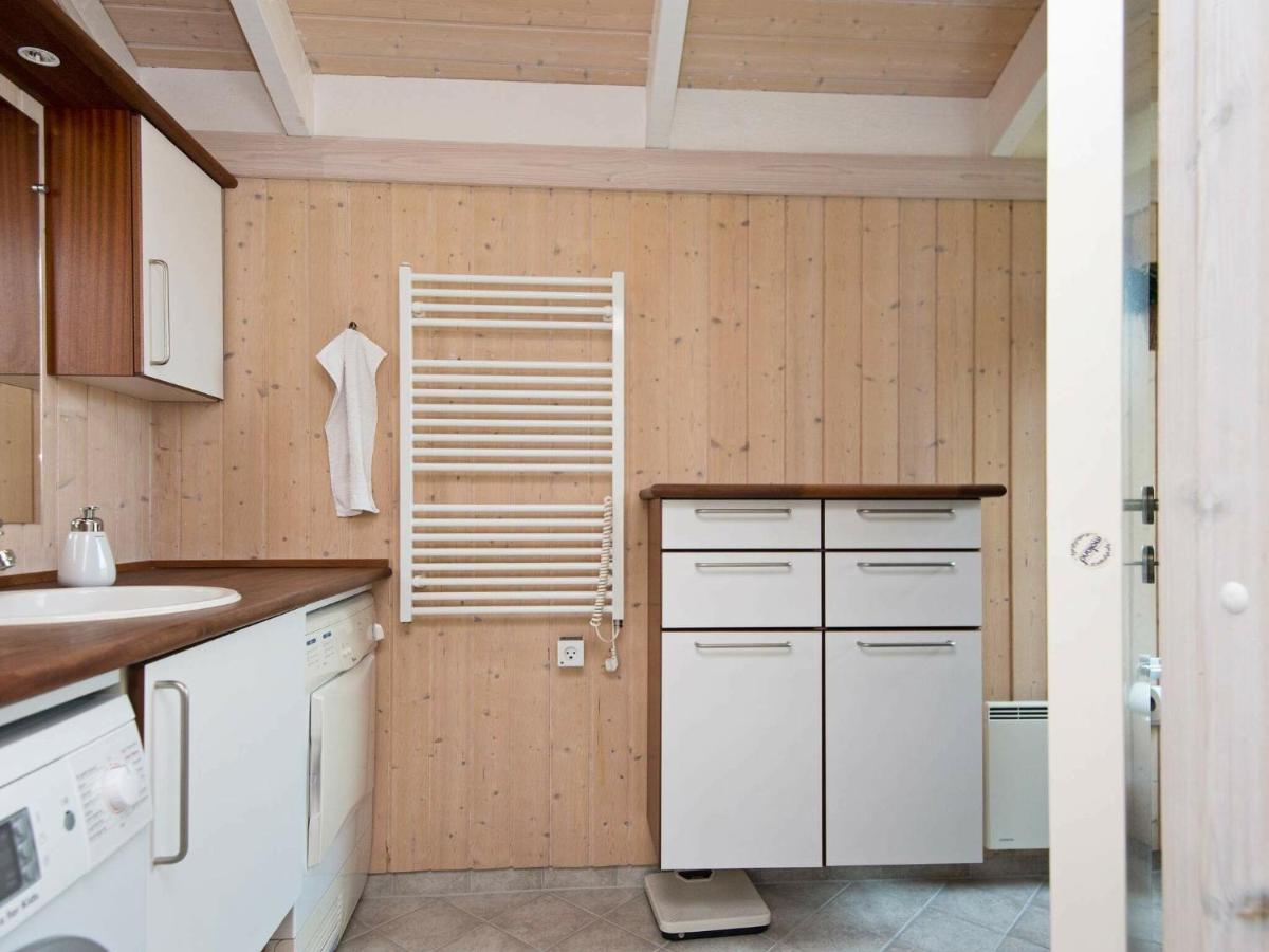 6 Person Holiday Home In Ebeltoft Buitenkant foto
